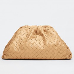 Bottega Veneta Large Pouch Clutch In Beige Intrecciato Lambskin 080