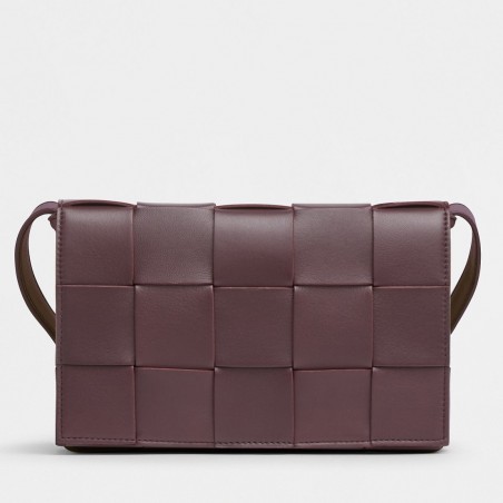 Bottega Veneta Cassett Bag In Grape Intrecciato Lambskin 495