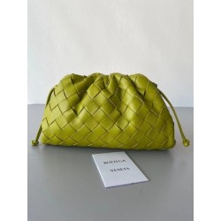 Bottega Veneta Mini Pouch In Kiwi Intrecciato Lambskin 746