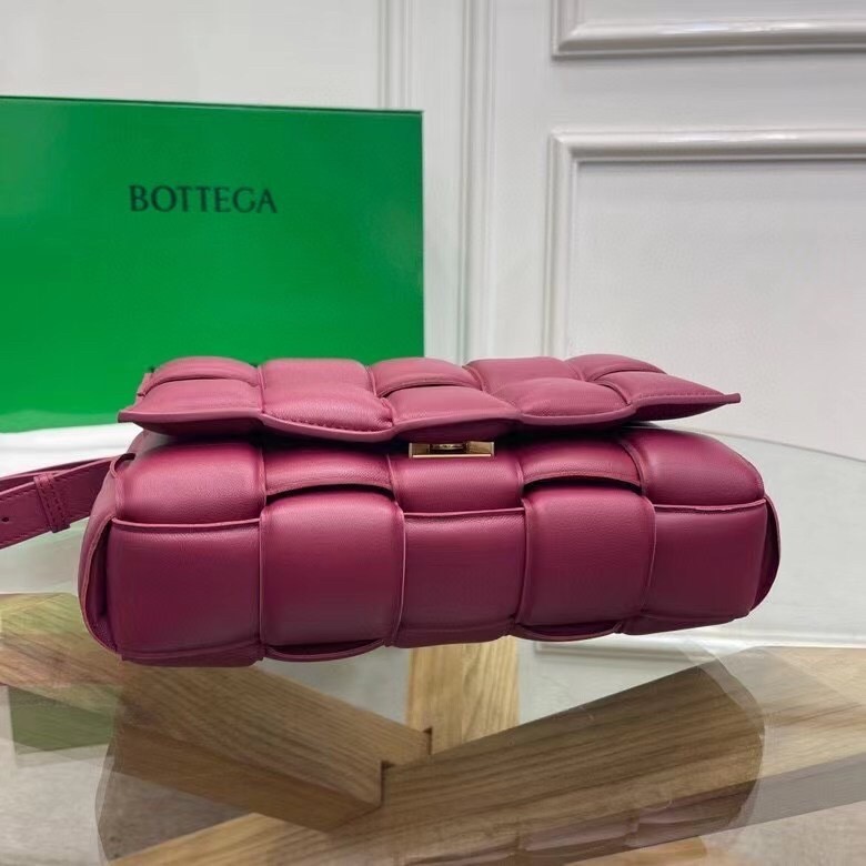 Bottega Veneta Padded Cassette Bag In Cinnabar Calfskin 717