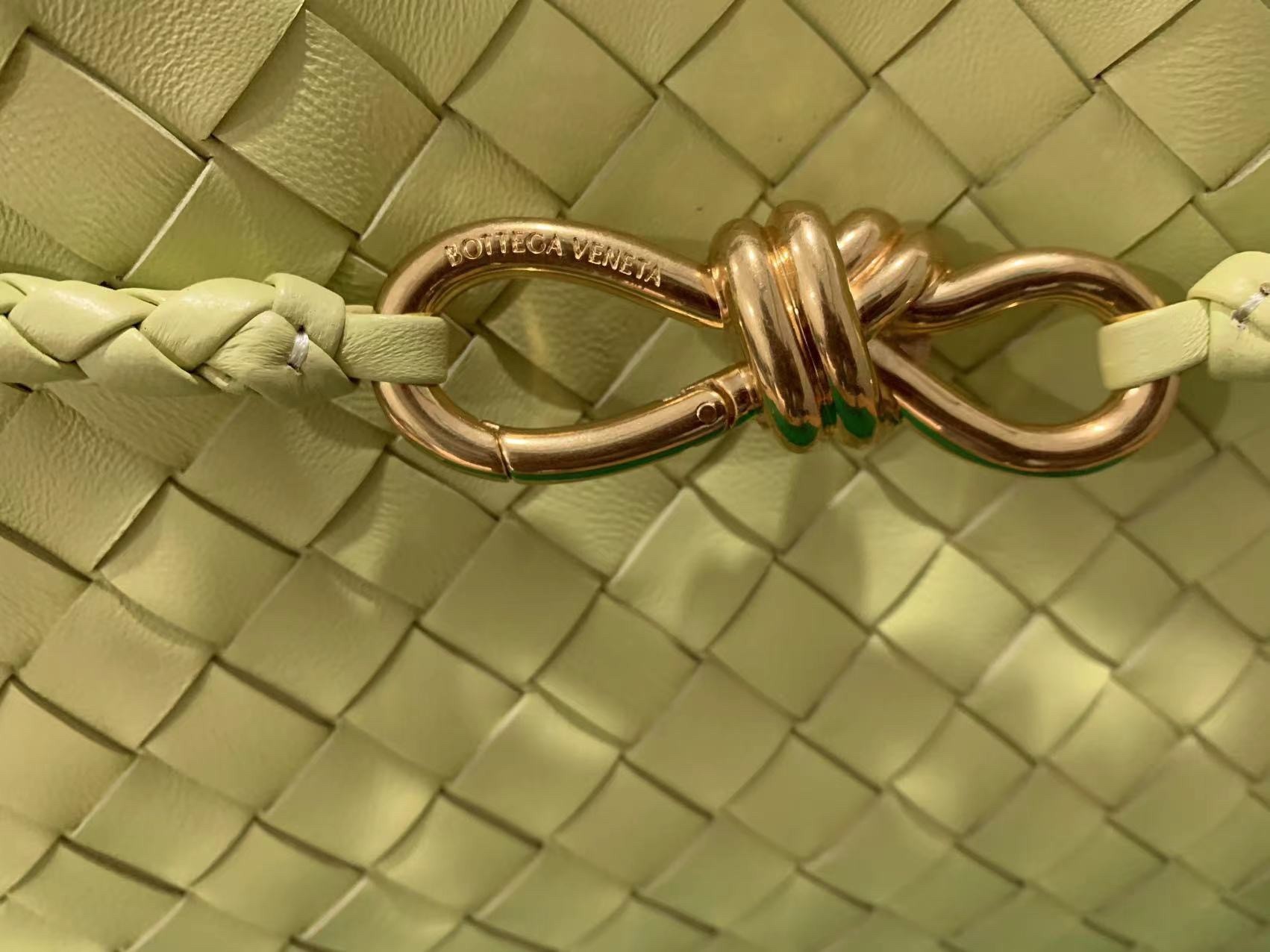 Bottega Veneta Small Andiamo Bag In Ice Cream Intrecciato Lambskin 199