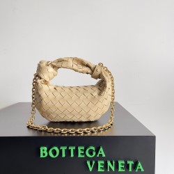 Bottega Veneta Mini Jodie Chain Bag In Porridge Intrecciato Lambskin 302