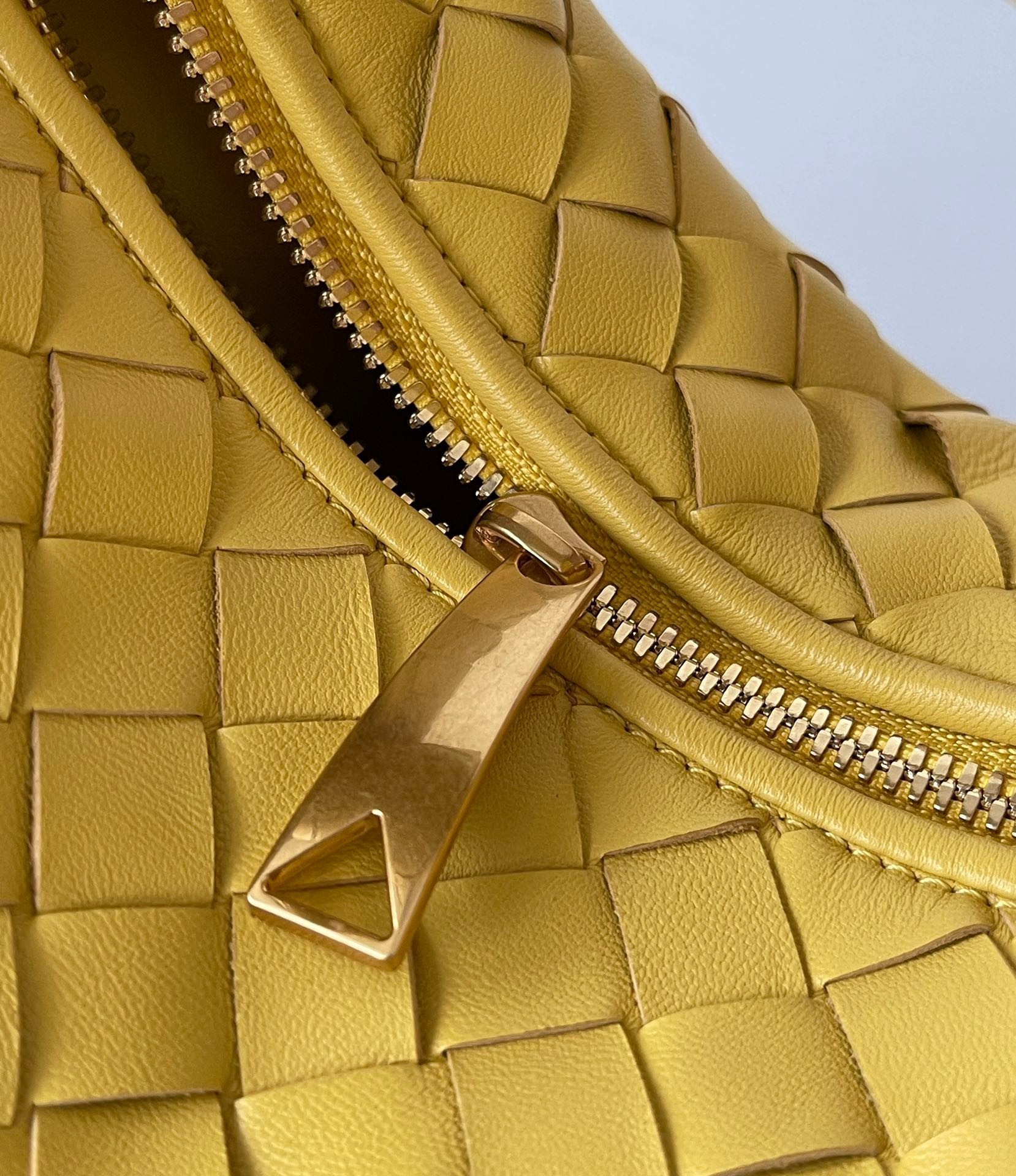 Bottega Veneta BV Jodie Mini Bag In Yellow Intrecciato Lambskin 356