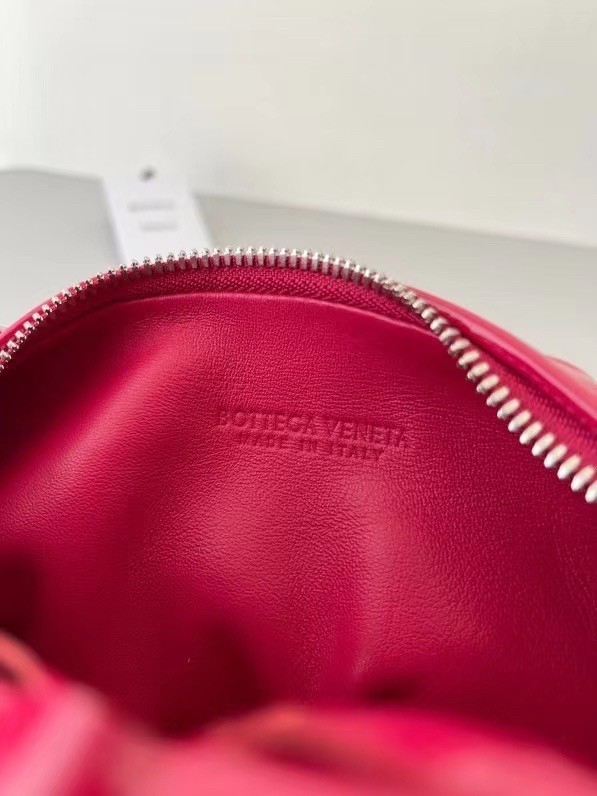 Bottega Veneta BV Jodie Mini Bag In Red Intrecciato Patent Leather 856