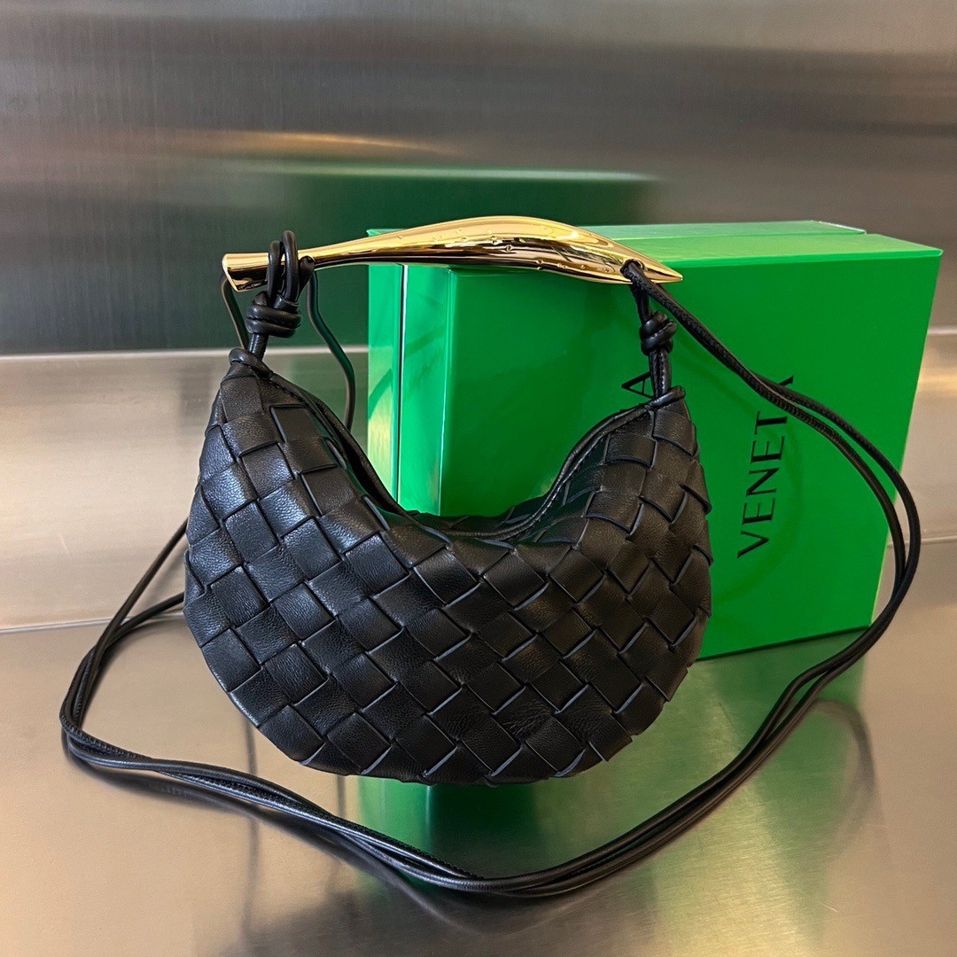 Bottega Veneta Sardine Mini Bag In Black Intrecciato Lambskin 894