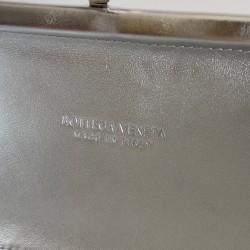 Bottega Veneta Knot Minaudiere Clutch In Silver Intreccio laminated Leather  612