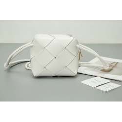 Bottega Veneta Mini Cassette Camera Bag In White Lambskin 284