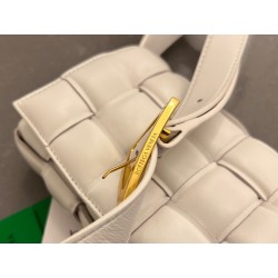 Bottega Veneta Small Padded Cassette Bag In White Lambskin 387