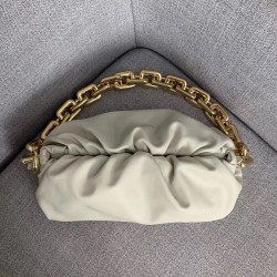 Bottega Veneta The Chain Pouch In Plaster Calfskin 590