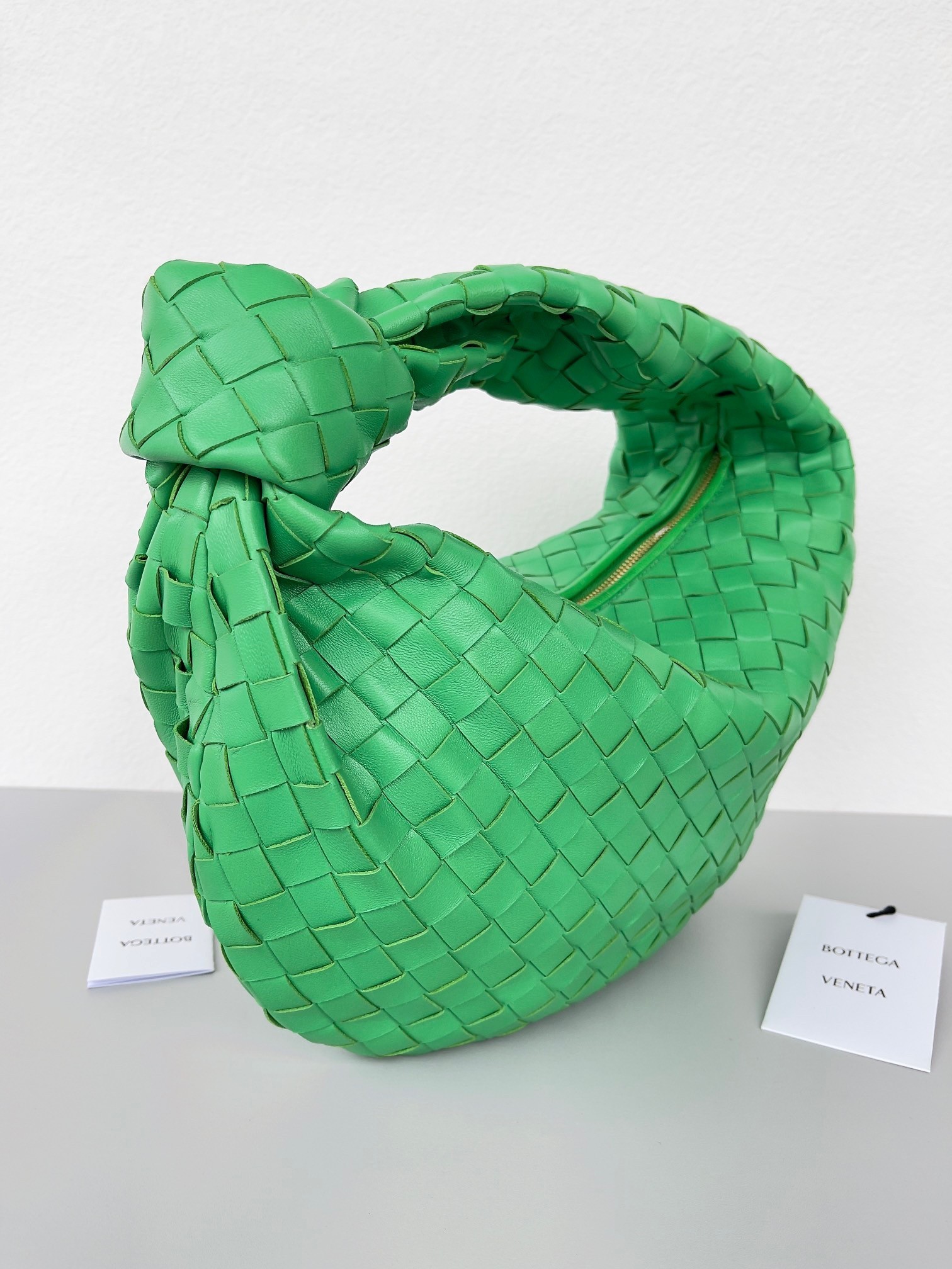 Bottega Veneta BV Jodie Teen Bag In Green Intrecciato Leather 898