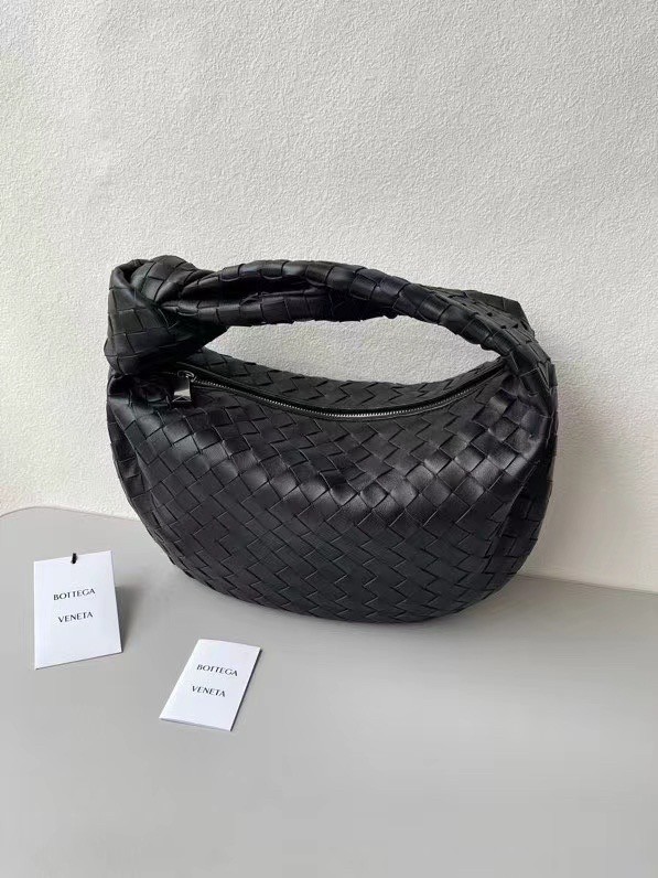 Bottega Veneta BV Jodie Teen Bag In Black Intrecciato Leather 967