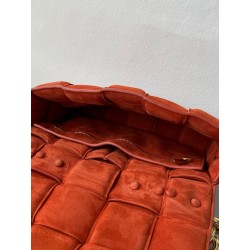 Bottega Veneta Chain Cassette Bag In Maple Suede 091