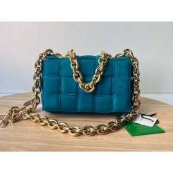 Bottega Veneta Chain Cassette Bag In Blaster Suede 445