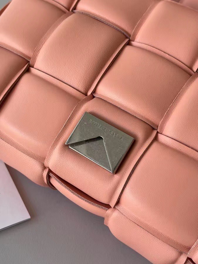 Bottega Veneta Padded Cassette Bag In Peachy Lambskin 783