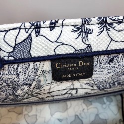 Dior Book Tote Bag In Blue Around The World Embroidered Canvas 722