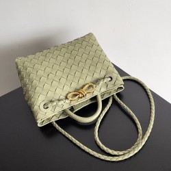 Bottega Veneta Small Andiamo Bag In Travertine Intrecciato Lambskin 916