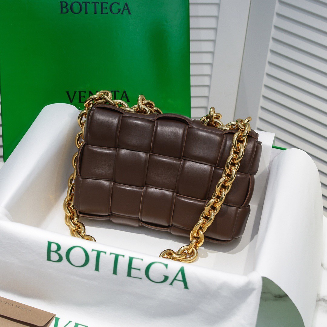 Bottega Veneta Chain Cassette Bag In Fondant Lambskin 684