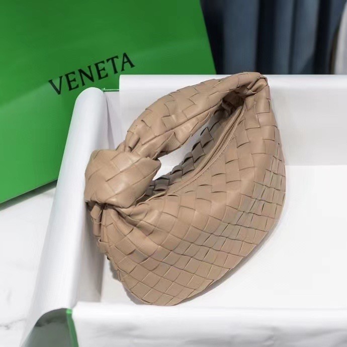 Bottega Veneta BV Jodie Mini Bag In Porridge Intrecciato Lambskin 375