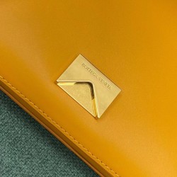 Bottega Veneta Mount Small Bag In Yellow Calfskin 400