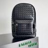 Bottega Veneta Small Backpack In Black Intrecciato Calfskin 006