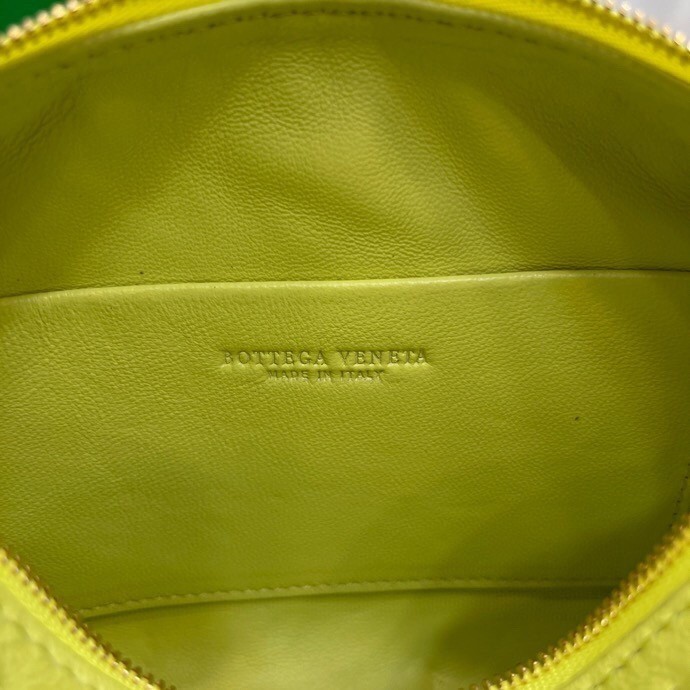 Bottega Veneta Loop Mini Bag In Kiwi Intrecciato Lambskin 104