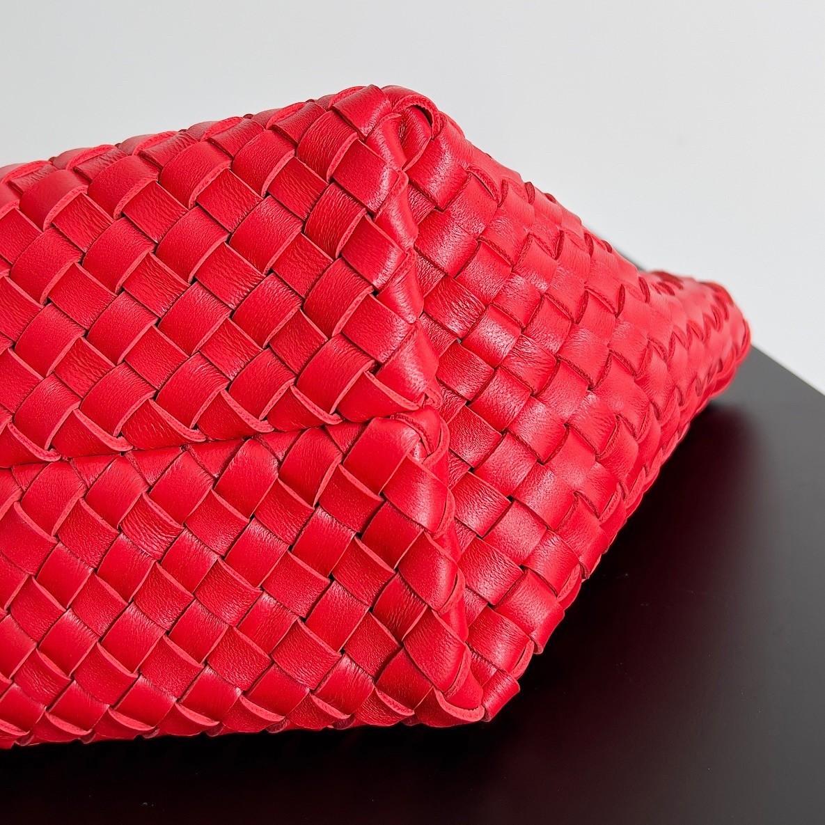 Bottega Veneta Mini Cabat Bag In Red Intrecciato Lambskin 851