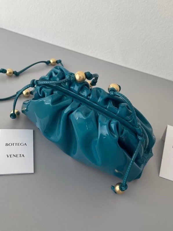 Bottega Veneta Mini Pouch In Blaster Patent Leather 321