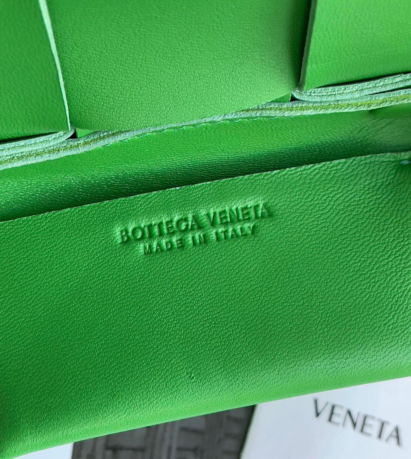 Bottega Veneta Candy Cassette Bag In Parakeet Lambskin 288