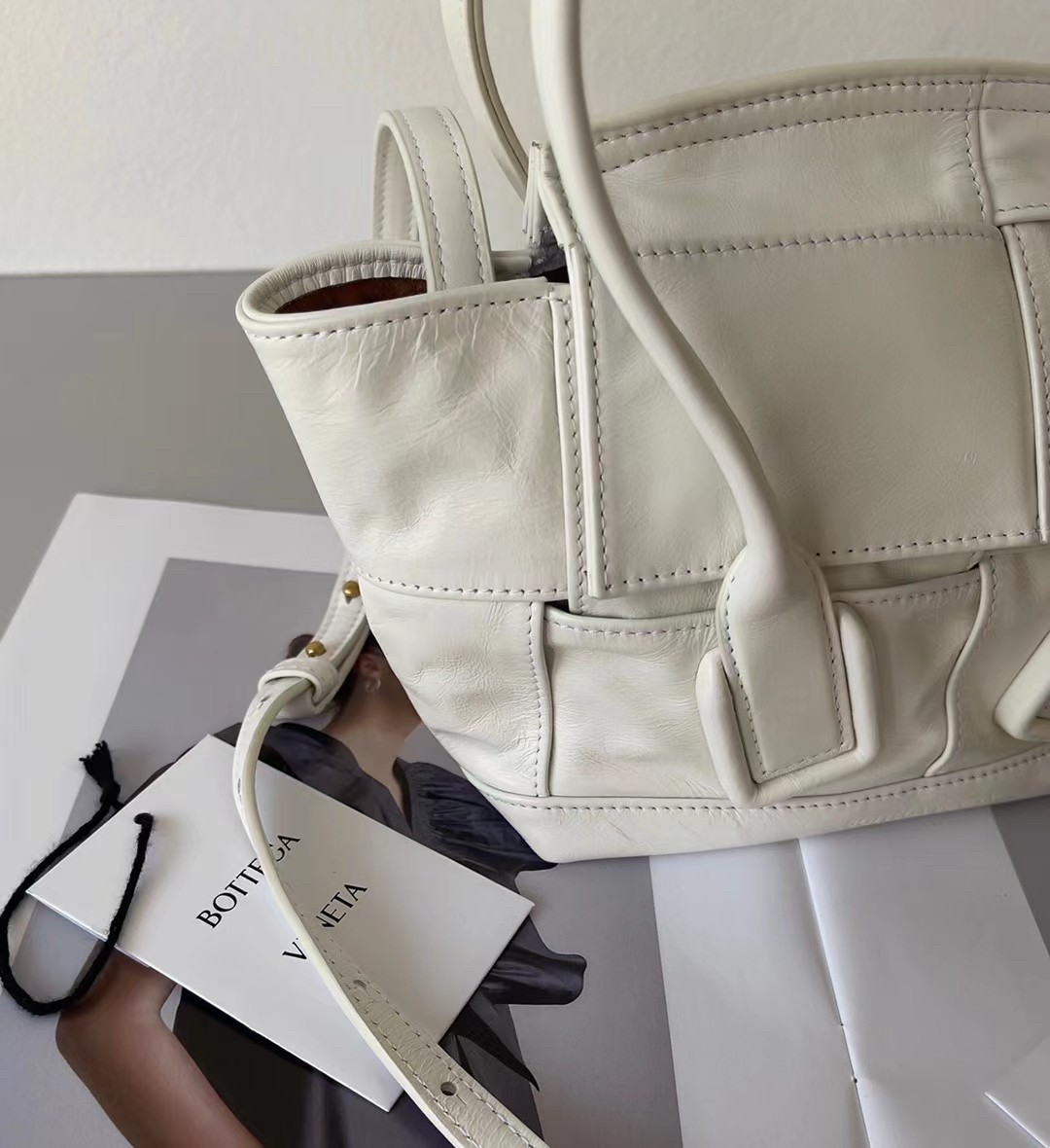 Bottega Veneta Mini Arco Bag In White Intrecciato Leather 901