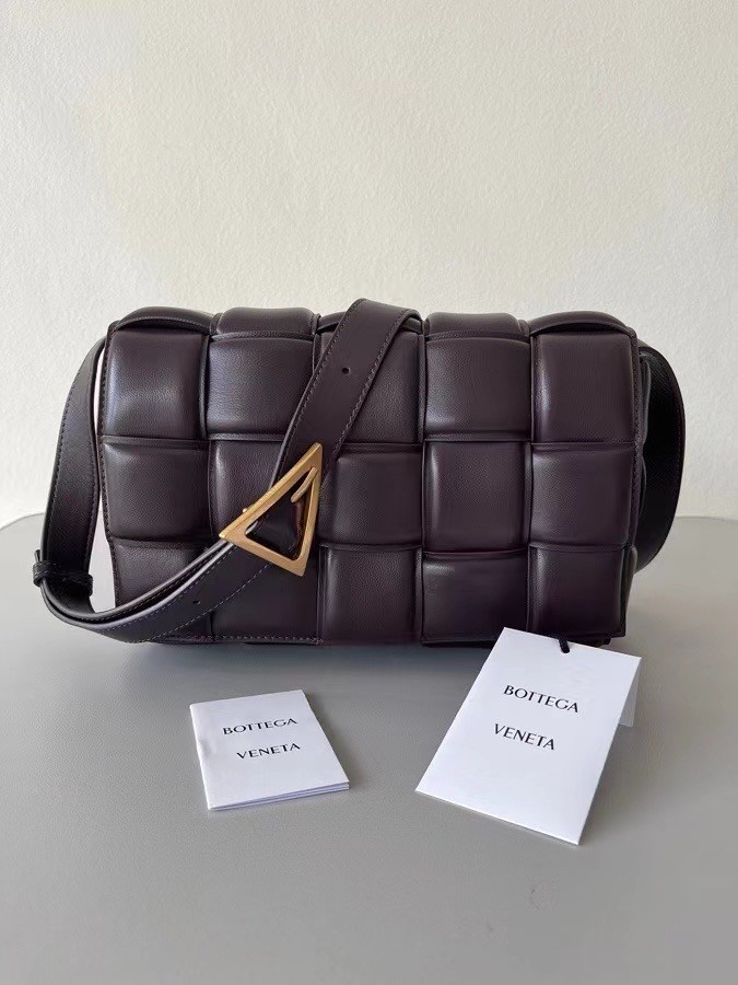 Bottega Veneta Padded Cassette Bag In Fondant Lambskin 525