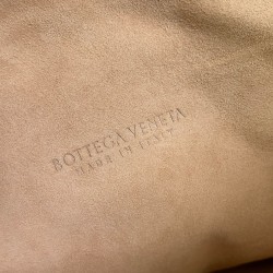 Bottega Veneta BV Jodie Teen Bag In Porridge Suede Calfskin 561