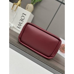 Loewe Medium Squeeze Bag in Bordeaux Nappa Lambskin 280