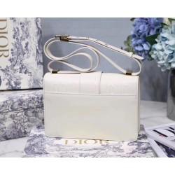 Dior 30 Montaigne Shoulder Bag In White Calfskin 206
