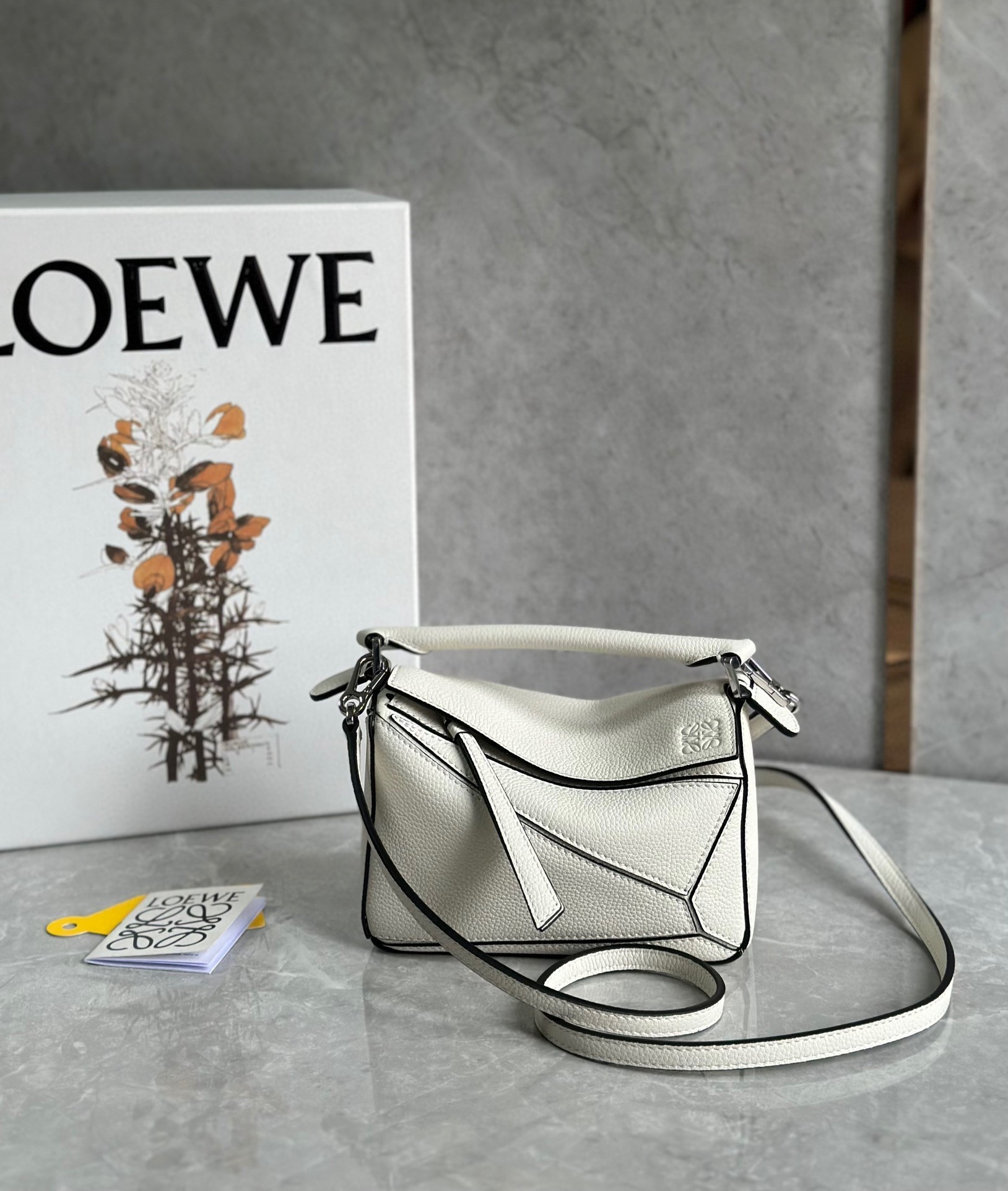 Loewe Puzzle Mini Bag In White Grained Calfskin  384