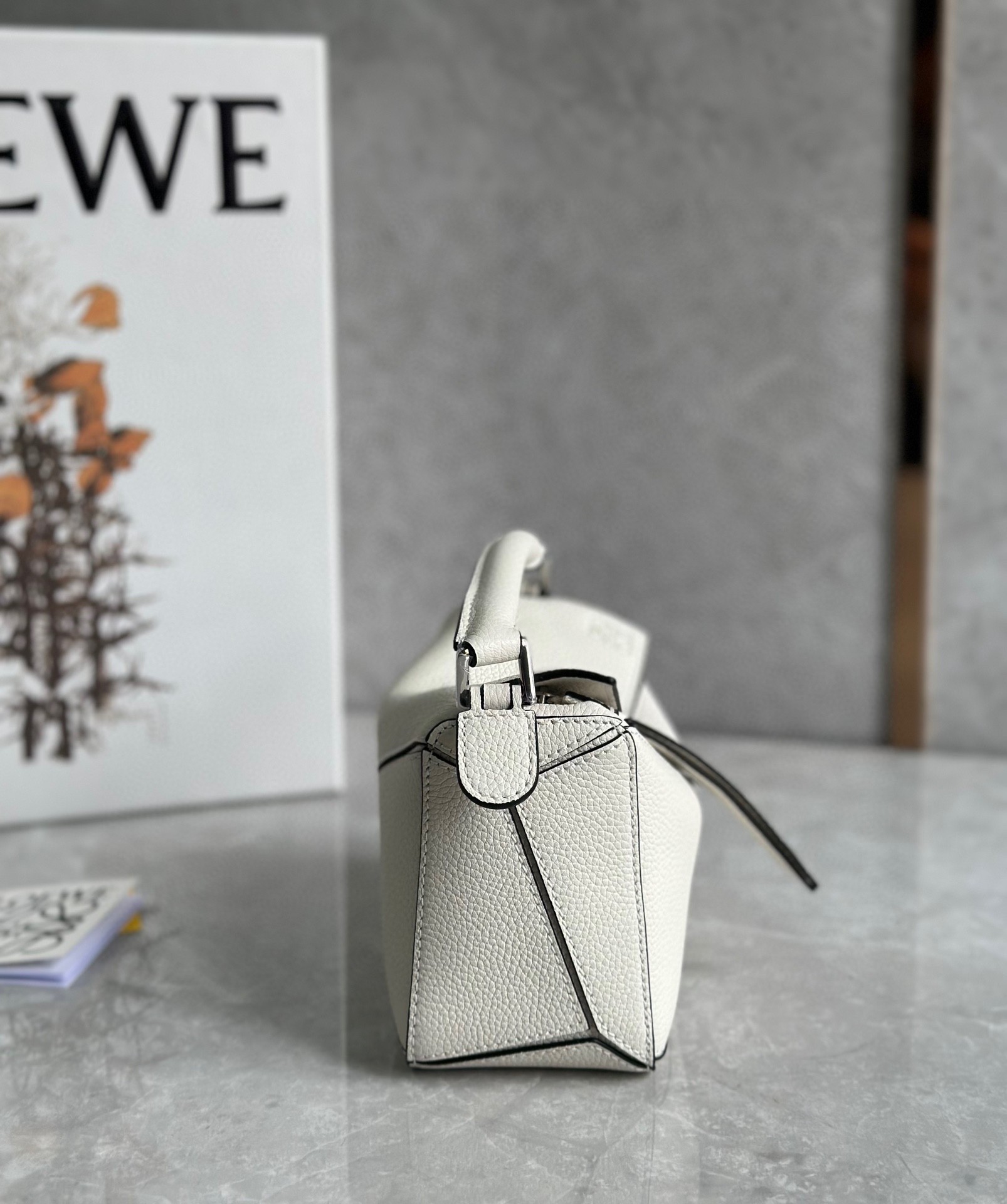 Loewe Puzzle Mini Bag In White Grained Calfskin  384