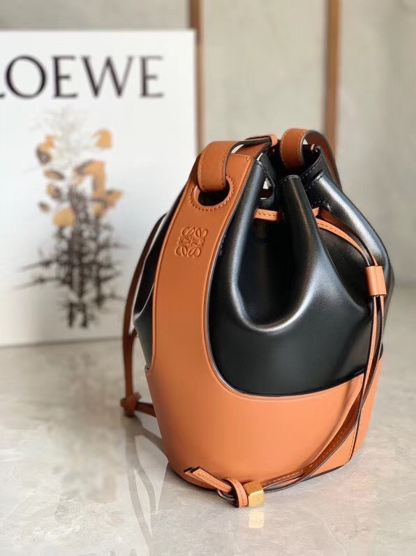 Loewe Small Balloon Bucket Bag In Black/Tan Calfskin 239