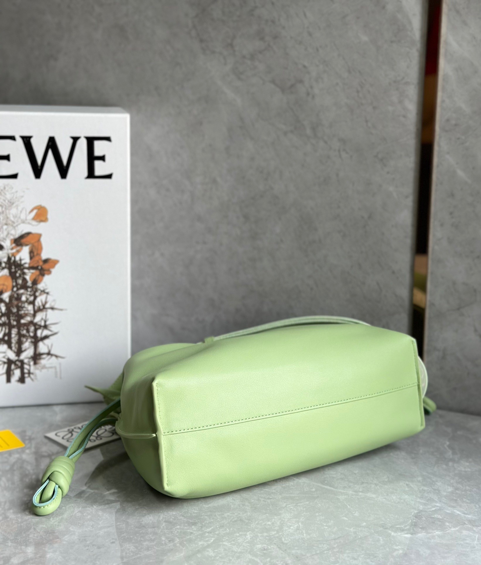 Loewe Flamenco Clutch Bag In Lime Green Leather 383