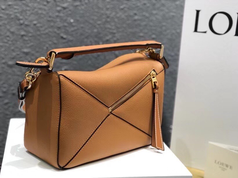 Loewe Small Puzzle Bag In Tan Grained Calfskin 250