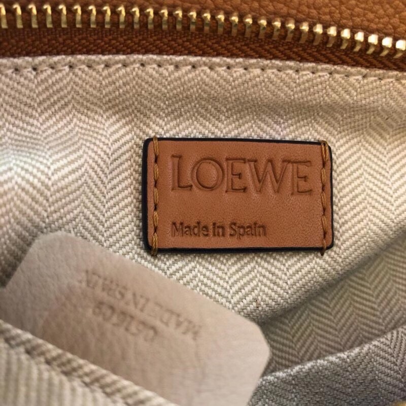 Loewe Small Puzzle Bag In Tan Grained Calfskin 250