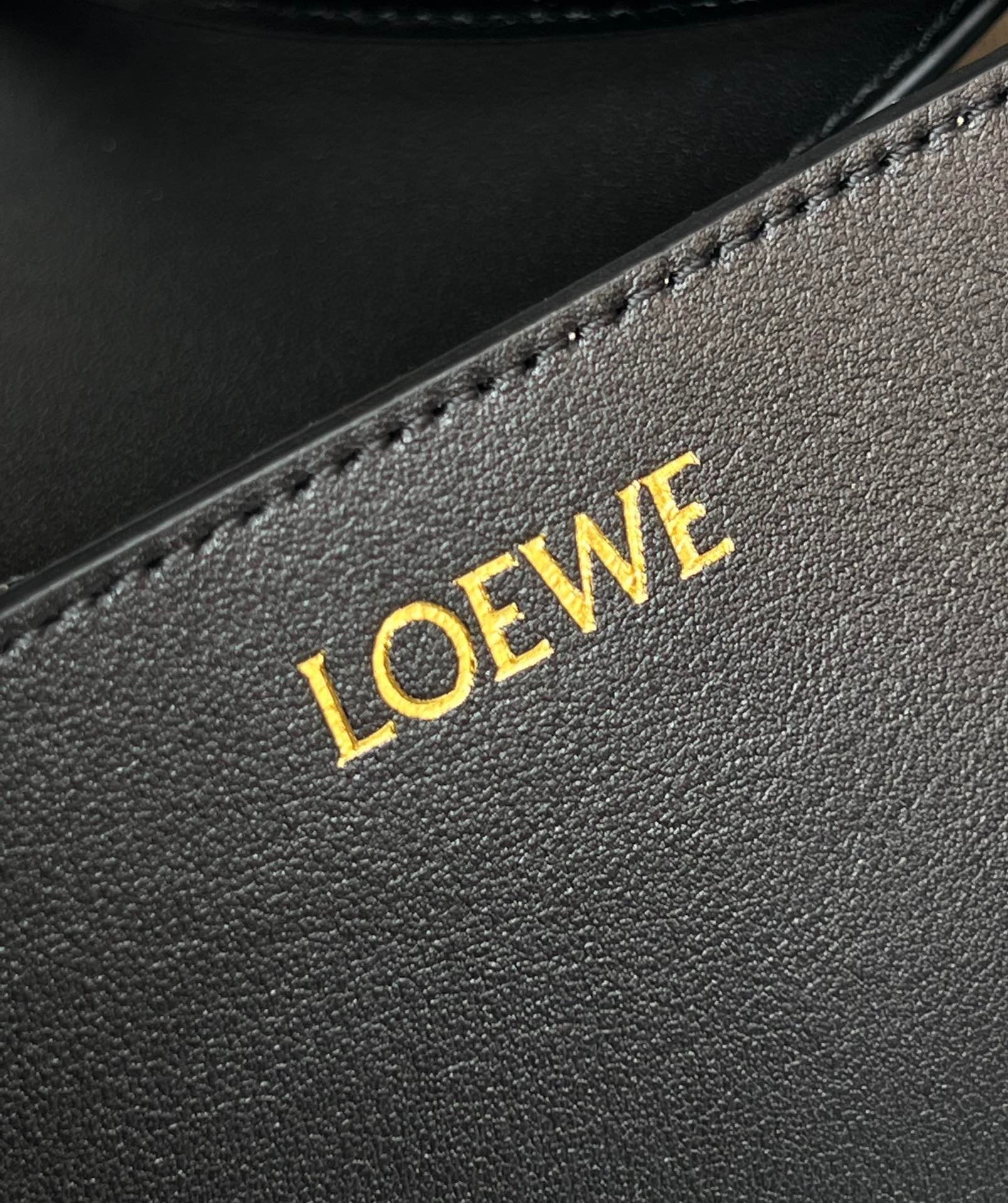 Loewe Medium Puzzle Fold Tote Bag in Black Calfskin 845