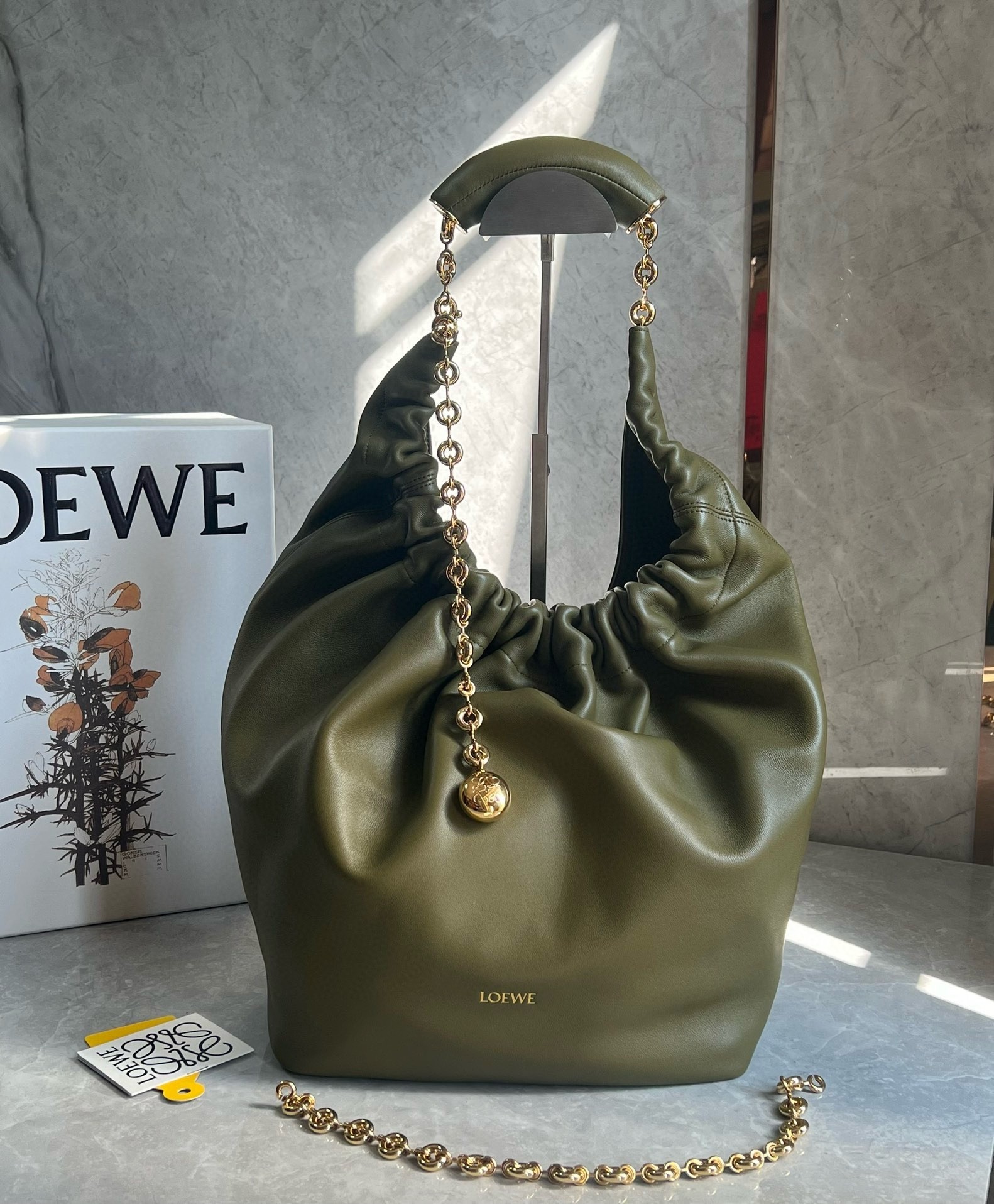 Loewe Medium Squeeze Bag in Olive Nappa Lambskin 975