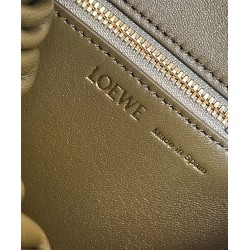 Loewe Medium Squeeze Bag in Olive Nappa Lambskin 975