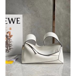 Loewe Puzzle Hobo Bag In White Nappa Calfskin 076