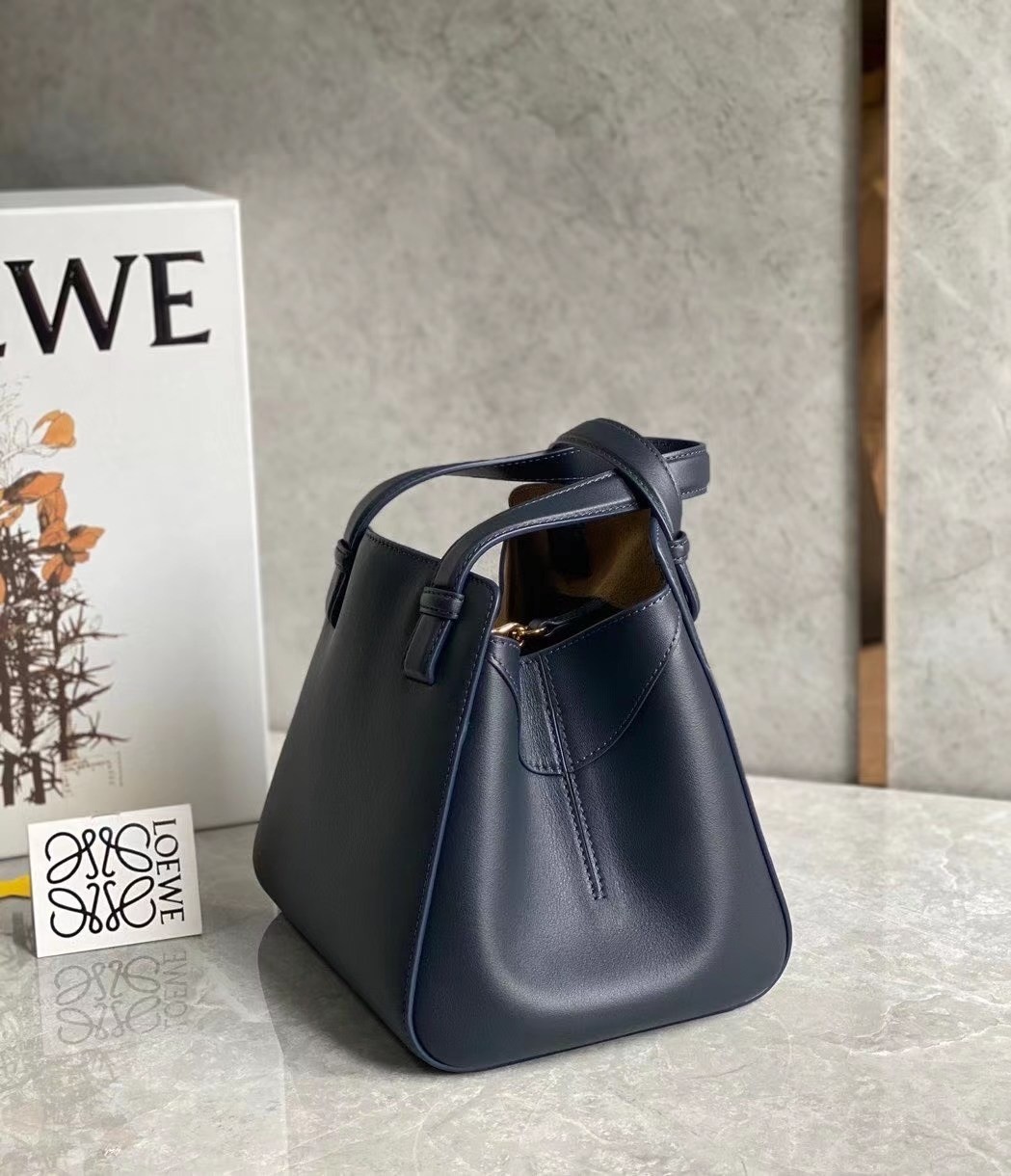 Loewe Hammock Nugget Bag In Navy Blue Calfskin 421