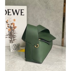 Loewe Puzzle Hobo Bag In Vintage Khaki Nappa Calfskin 515