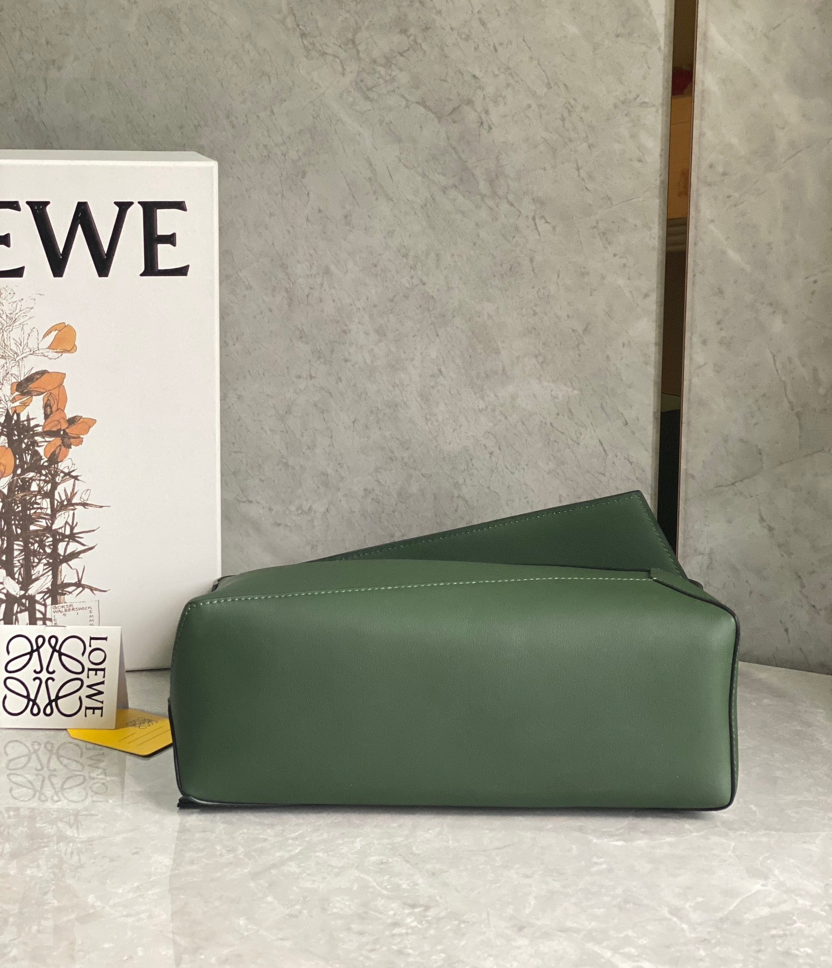 Loewe Puzzle Hobo Bag In Vintage Khaki Nappa Calfskin 515