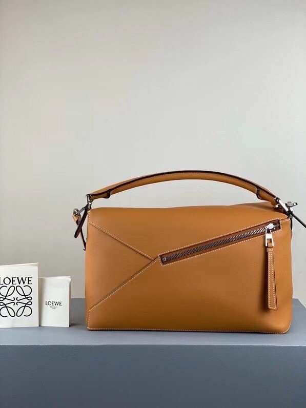 Loewe Large Puzzle Bag In Tan Calfskin 653