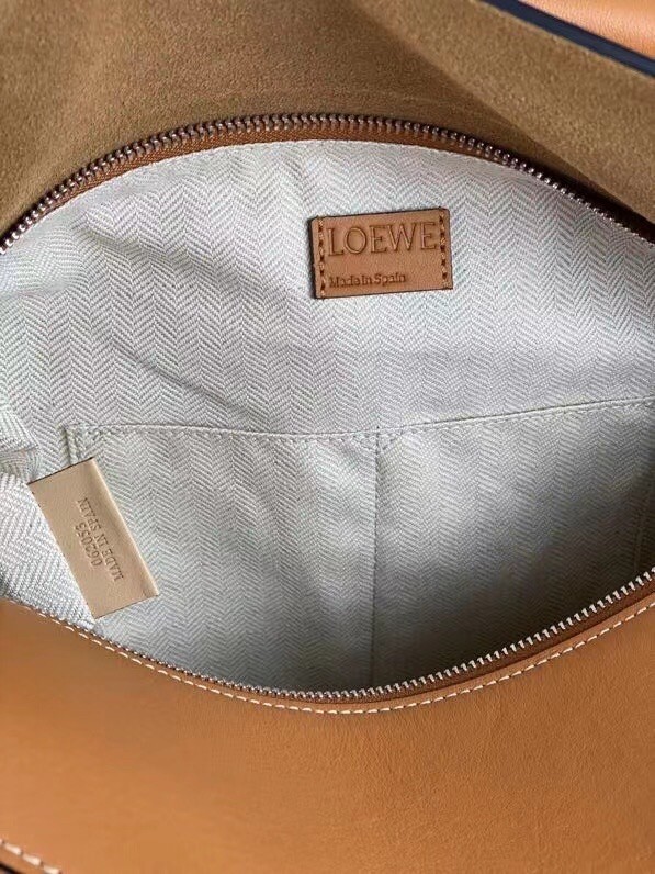 Loewe Large Puzzle Bag In Tan Calfskin 653