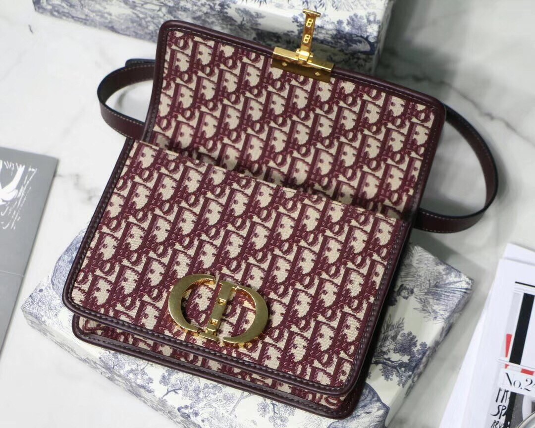 Dior 30 Montaigne Bag In Burgundy Oblique Jacquard Canvas 450