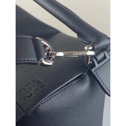 Loewe Large Puzzle Bag In Black Grained Leather 625